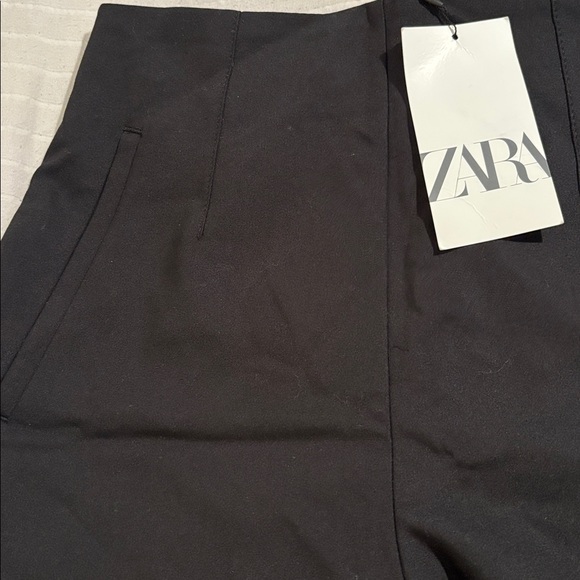 Zara Women's High Waist Dark Shorts - Picture 3 of 5